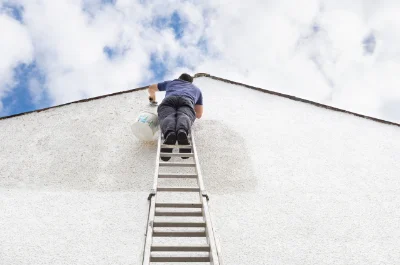 Peinture extérieure à Saint-Quentin-la-Poterie — façades et ravalement
